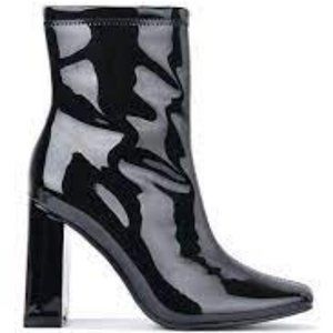 NWT CAPE ROBBIN BELINDA BLOCK HEEL SQUARE TOE BLACK ANKLE BOOTS 5.5 & 8‎